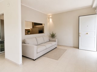 Appartamento in Vendita a Rapolano Terme, zona Serre Di Rapolano, 115'000&euro;, 65 m², con Box