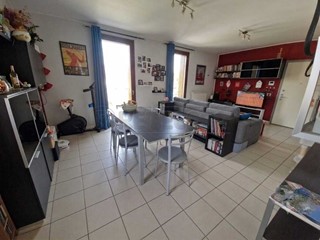 Trilocale in Vendita a Castelvetro Piacentino, 109'900&euro;, 87 m²