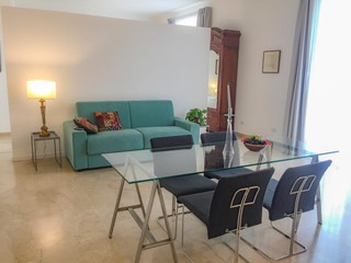 Appartamento in Affitto a Siracusa, 850&euro;, 110 m², arredato