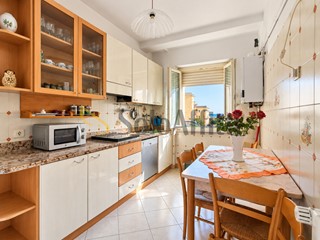 Quadrilocale in Affitto a Catanzaro, zona Stadio - Ospedale, 450&euro;, 85 m², arredato