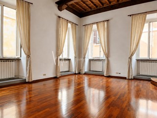 Appartamento in Affitto a Roma, 5'000&euro;, 155 m²