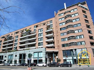 Appartamento in Vendita a Milano, 985'000&euro;, 182 m²