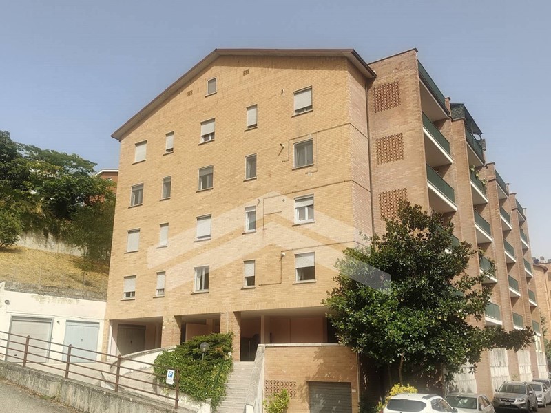 Trilocale in Vendita a Ferrazzano, 102'000&euro;, 120 m²