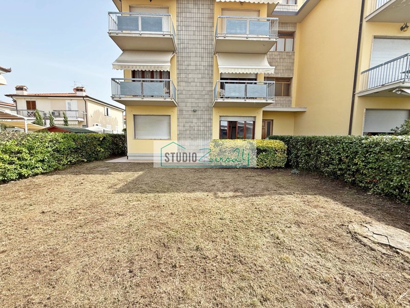 Quadrilocale in Vendita a Camaiore, 379'000&euro;, 105 m²