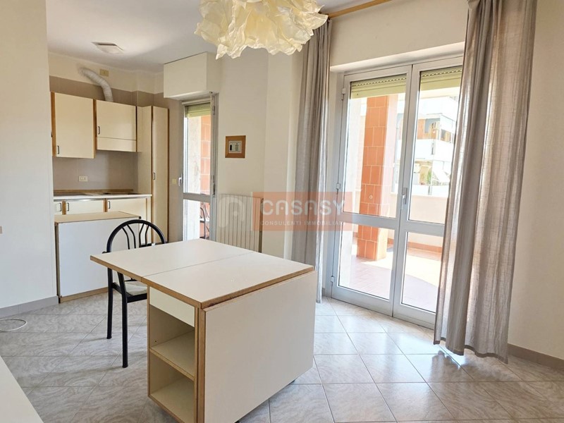 Trilocale in Vendita a Albenga, 245'000&euro;, 86 m², con Box