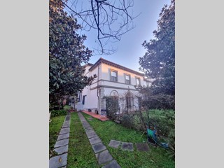 Appartamento in Affitto a Pisa, 500&euro;, 140 m², arredato