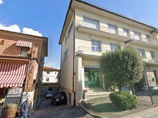 Appartamento in Vendita a Sinalunga, 38'000&euro;, 64 m²