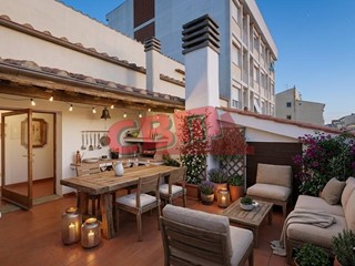 Appartamento in Vendita a Livorno, 360'000&euro;, 200 m², arredato