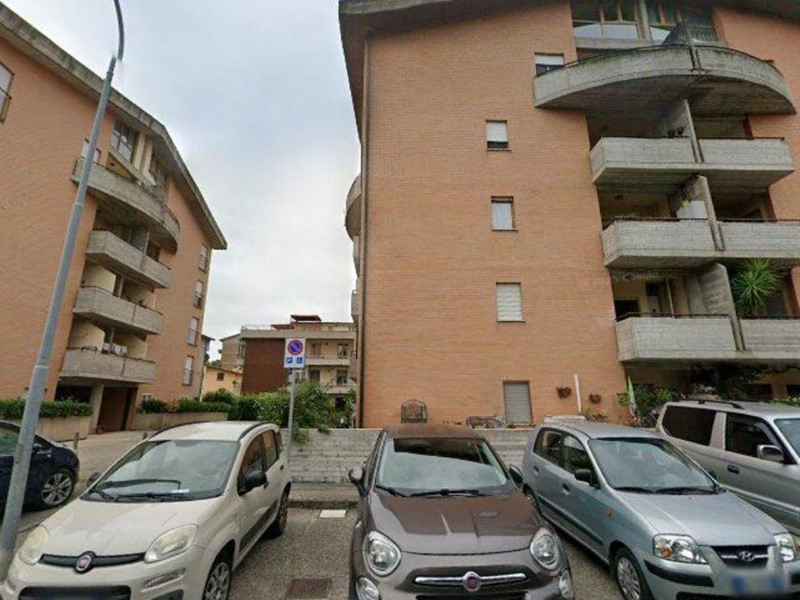 Trilocale in Vendita a Perugia, 94'500&euro;, 77 m²