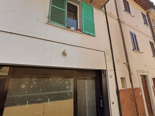 Monolocale in Vendita a Costacciaro, 20'000&euro;, 82 m²
