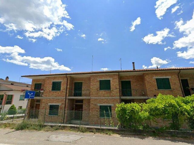 Quadrilocale in Vendita a Scheggia e Pascelupo, 70'500&euro;, 67 m²