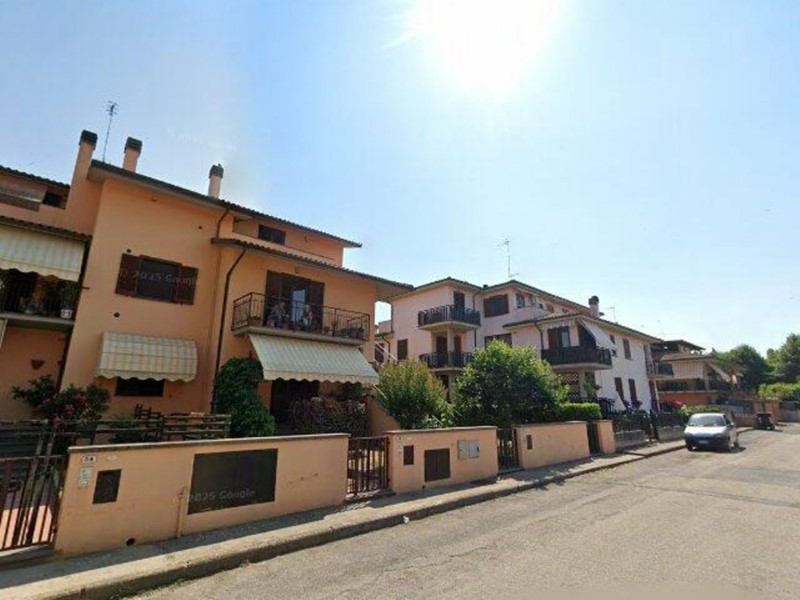 Appartamento in Vendita a Città della Pieve, 135'000&euro;, 115 m²