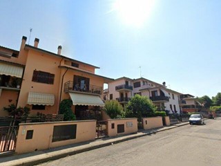 Appartamento in Vendita a Città della Pieve, 135'000&euro;, 115 m²