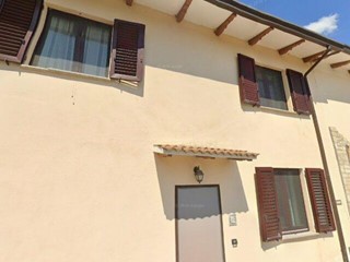 Trilocale in Vendita a Nocera Umbra, 40'800&euro;, 101 m²