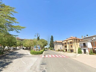 Trilocale in Vendita a Fratta Todina, 34'200&euro;, 168 m²