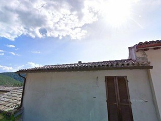 Trilocale in Vendita a Sellano, 39'852&euro;, 88 m²