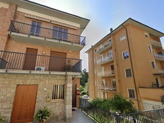 Trilocale in Vendita a Chianciano Terme, 144'000&euro;, 135 m²