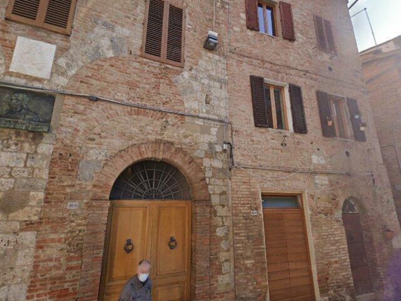 Trilocale in Vendita a Siena, 188'000&euro;, 84 m²