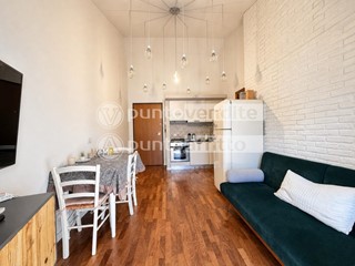 Bilocale in Vendita a Lucca, zona Arancio, 160'000&euro;, 50 m², arredato