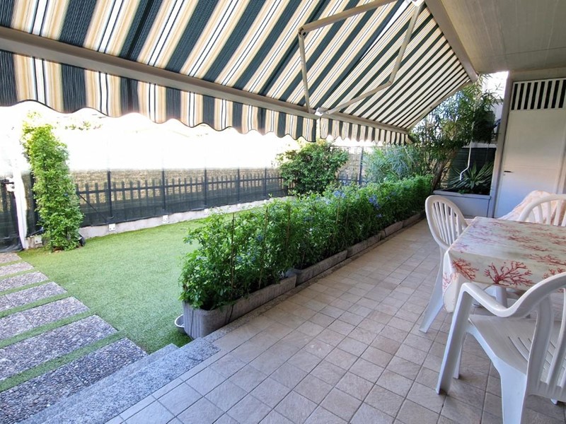 Bilocale in Vendita a Carrara, zona Marina di Carrara, 210'000&euro;, 40 m², arredato