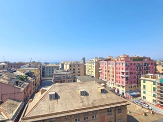 Appartamento in Vendita a Genova, 115'000&euro;, 90 m²