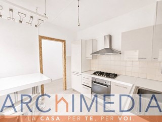 Trilocale in Vendita a Varese, 125'000&euro;, 90 m²