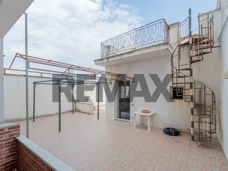 Appartamento in Vendita a Ficarazzi, 142'000&euro;, 175 m²