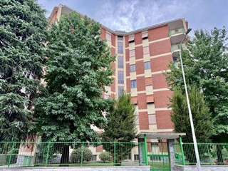 Appartamento in Vendita a Alessandria, 145'000&euro;, 127 m²