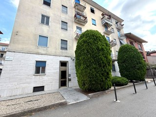 Quadrilocale in Vendita a Alessandria, 59'000&euro;, 110 m²