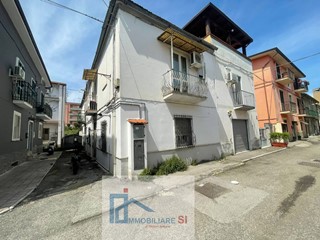 Trilocale in Vendita a Benevento, 50'000&euro;, 60 m²