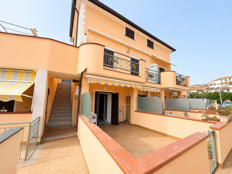 Bilocale in Vendita a San Bartolomeo al Mare, 168'000&euro;, 42 m²