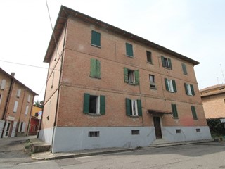 Quadrilocale in Vendita a Valsamoggia, zona Bazzano, 118'000&euro;, 65 m²