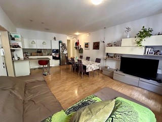 Appartamento in Vendita a Rovigo, zona Centro cittÃ, 180'000&euro;, 144 m²