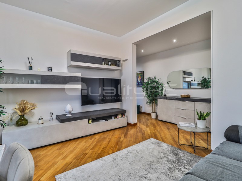 Quadrilocale in Vendita a Bologna, zona Borgo Panigale, 315'000&euro;, 90 m², arredato, con Box