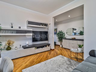 Quadrilocale in Vendita a Bologna, zona Borgo Panigale, 315'000&euro;, 90 m², arredato, con Box