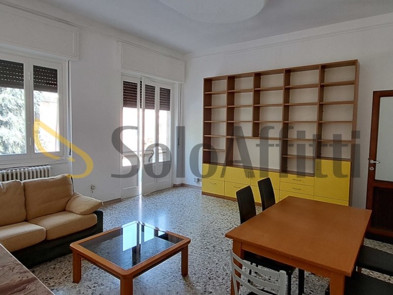 Bilocale in Affitto a Cesano Maderno, 608&euro;, 80 m², arredato