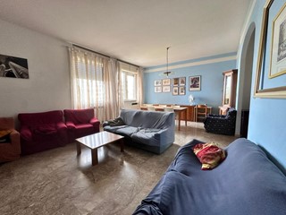 Appartamento in Vendita a Bologna, 449'000&euro;, 123 m², con Box