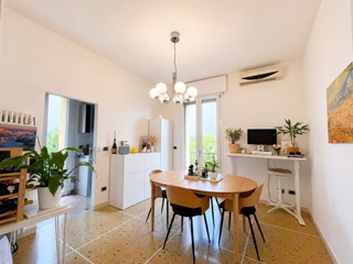 Trilocale in Vendita a Bologna, zona Ovest, 415'000&euro;, 75 m², con Box