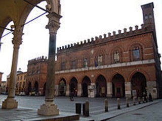 Appartamento in Vendita a Cremona, 115'000&euro;, 117 m²