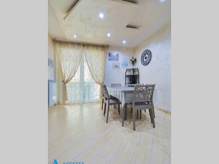 Trilocale in Vendita a Taranto, zona Tre Carrare - Battisti, 178'000&euro;, 101 m²