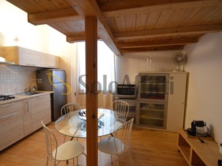 Monolocale in Affitto a Milano, zona Navigli Famagosta, 650&euro;, 35 m², arredato