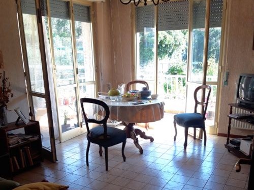 Appartamento in Vendita a Rapallo, zona FUNIVIA, 159'000&euro;, 60 m², arredato