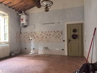 Trilocale in Affitto a Buti, 600&euro;, 70 m²