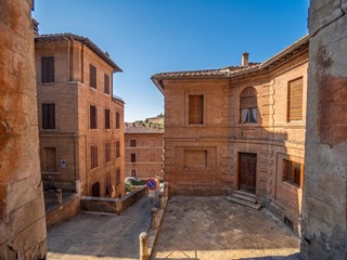 Monolocale in Vendita a Siena, 325'000&euro;, 68 m²