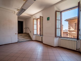 Bilocale in Vendita a Siena, 325'000&euro;, 59 m²