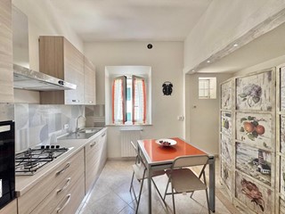 Appartamento in Affitto a Ponsacco, 680&euro;, 86 m², arredato