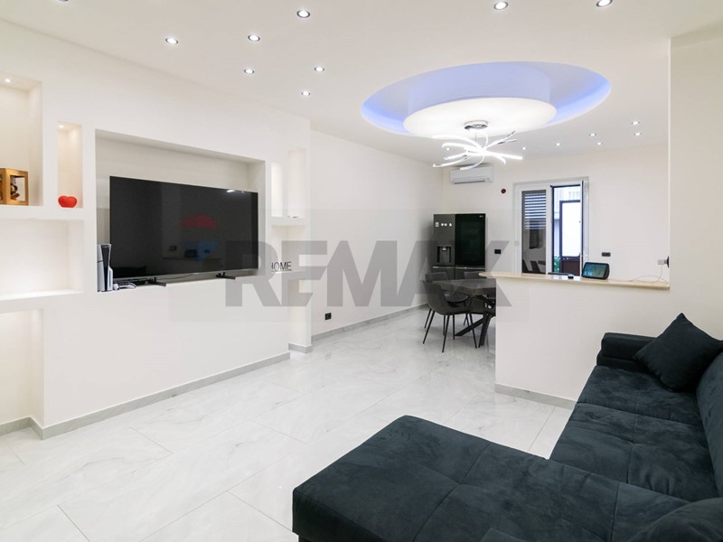 Quadrilocale in Vendita a Catania, 135'000&euro;, 110 m²