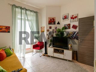 Bilocale in Vendita a Catania, 88'000&euro;, 65 m²