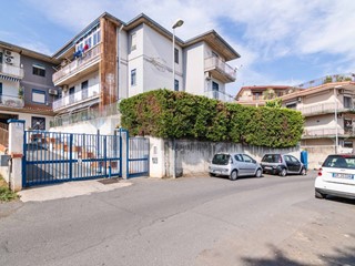 Quadrilocale in Vendita a Gravina di Catania, 169'000&euro;, 130 m²