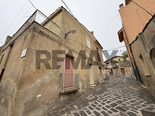 Trilocale in Vendita a Buscemi, 20'000&euro;, 102 m²